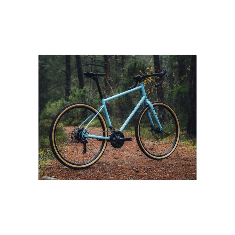 Velo Gravel acier FOUR CORNERS 650B bleu turquoise MARIN BIKES 2024 Montania Sport