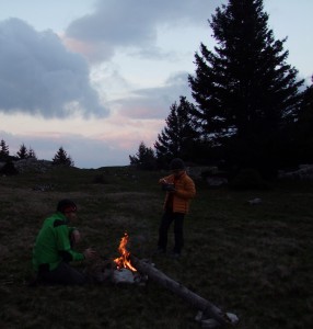 Une soirée entre père et fils sous un Tarp en pleine nature : que du bonheur !!!