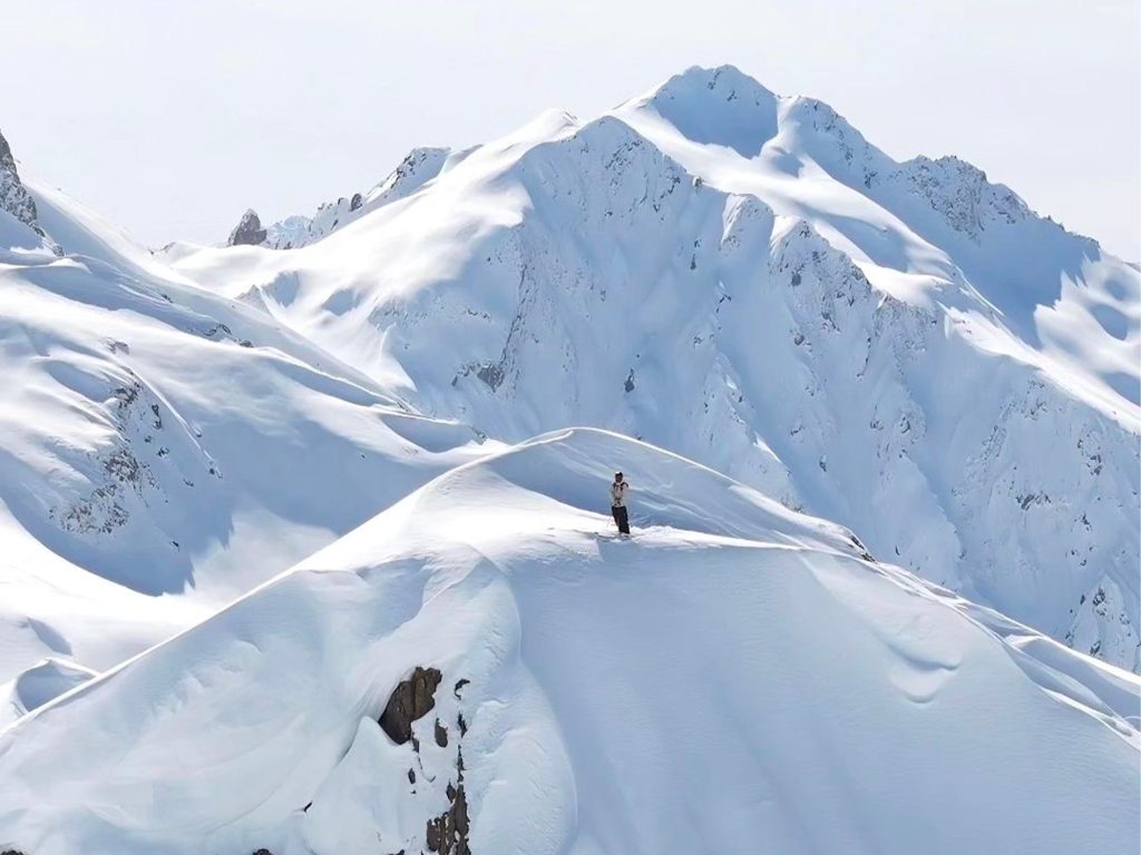 Neige dans les Alpes françaises